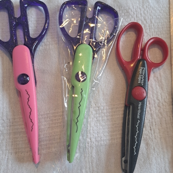 Paper crafting scissor bundle new and preowned - Picture 2 of 4